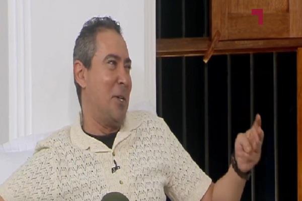 محمد بركات يشعل مواقع التواصل الاجتماعي "بحركاته" في برنامج المجلس