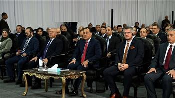 رئيس الوزراء يفتتح مصنع "ليوني مصر" العالمية لضفائر السيارات بمدينة بدر