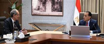 رئيس الوزراء يتابع مع وزير الاتصالات مشروعات التحول الرقمي ومسابقة "ديجيتوبيا"