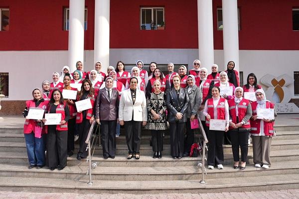 ضمن فعاليات حملة الـ16 يومًا لمناهضة العنف.. القومي للمرأة يختتم ورشة "أمانة في إيدك" 