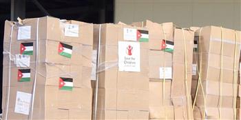 الأردن يطلق قافلة مساعدات غذائية إلى اليمن