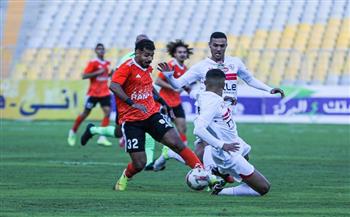 طرد محمود جهاد في مباراة الزمالك وفاركو بالدوري الممتاز