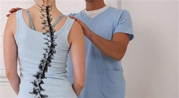4 أسباب وراء تقوس الظهر عند الشباب
