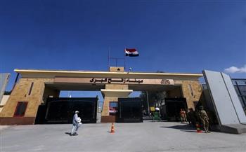 معبر رفح يستقبل 20 مصابًا فلسطينيًا من قطاع غزة اليوم لتلقي العلاج في مصر