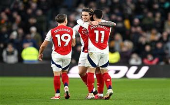 قمة الدوري الإنجليزي.. ثلاثي هجومي يقود أرسنال أمام مانشستر سيتي 