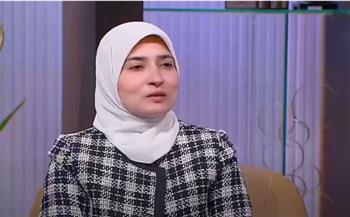 ماذا تفعل الزوجة حال تدخل حماها في كل الأمور؟.. عضو بـ"العالمي للفتوى" تجيب
