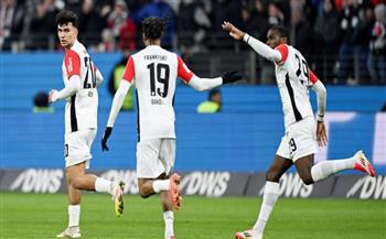 أوزون يخطف التعادل لـ آينتراخت من فولفسبورج بالدوري الألماني