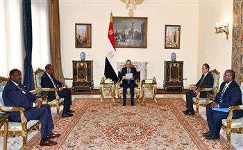 استعادة الأمن بمضيق باب المندب على طاولة لقاء الرئيس السيسي ووزير الشؤون الخارجية الجيبوتي