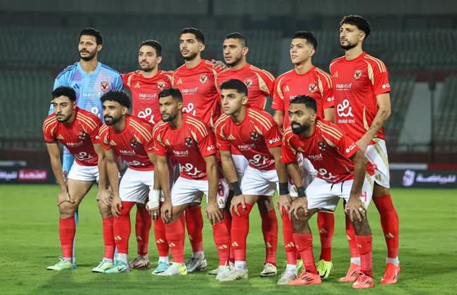 غياب علي معلول.. قائمة الأهلي لمواجهة الزمالك في قمة السبت