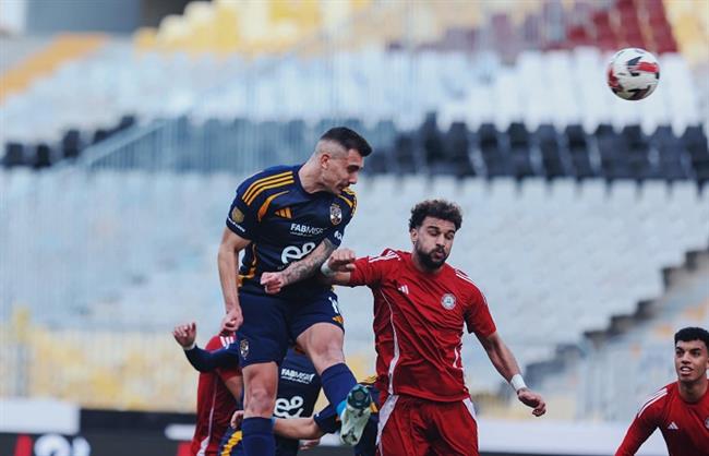 الدوري الممتاز.. الأهلي يتعادل مع حرس الحدود سلبيًا في الشوط الأول