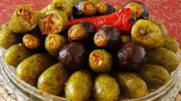 إفطار 2 رمضان.. محشي مشكل وكشك ألماظية وسمبوسك باللحمة المفرومة