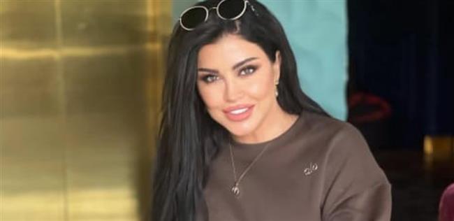 جومانا مراد بإطلالة كاجوال أنيقة باللون البني