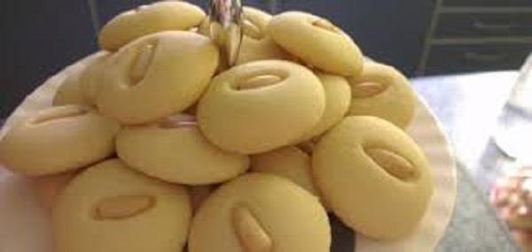 في عيد الفطر.. تعرفي على طريقة عمل الغريبة الناعمة 