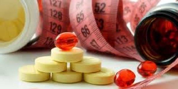 قبل تناولها.. تعرفي على المخاطر الصحية لمكملات إنقاص الوزن