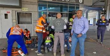 إصابة 4 إسرائيليين في عملية طعن وإطلاق نار في "حيفا"