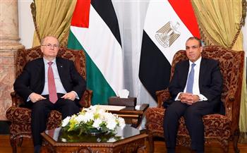 وزير الخارجية يستقبل رئيس الوزراء وزير خارجية فلسطين لبحث الترتيبات الجارية للقمة العربية