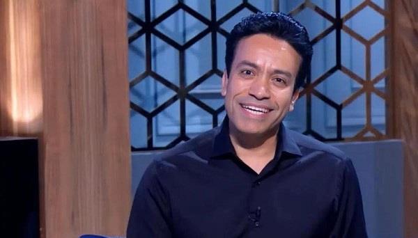 الليلة.. سامح حسين يشاهد فيلمه الجديد "استنساخ" مع جمهوره