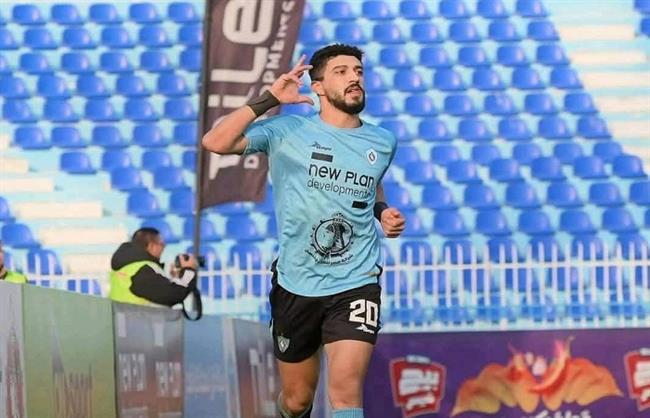 غزل المحلة يتقدم بهدف على سموحة في الشوط الأول بالدوري الممتاز   