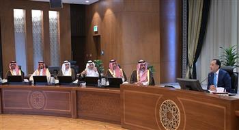 رئيس الوزراء يستقبل وفدًا من رجال الأعمال السعوديين لبحث فرص التعاون المشتركة