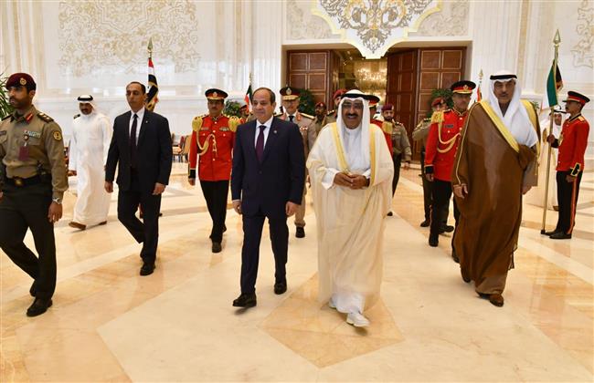 الرئيس السيسي يلتقي أمير الكويت في ختام زيارته الرسمية ويؤكد عمق العلاقات بين البلدين