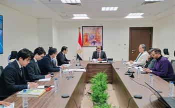 نائب وزير الإسكان يستقبل وفدًا يابانيًا لبحث أوجه الاهتمام بالاستثمار في مشروعات البنية التحتية