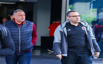 الخطيب يحضر المران الأول للأهلي في جنوب إفريقيا