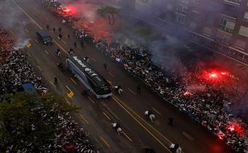 استقبال حافل لريال مدريد قبل دخول الملعب لمواجهة أرسنال