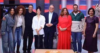 اليوم.. شريف عامر يستضيف أبطال مسلسل "80 باكو"   