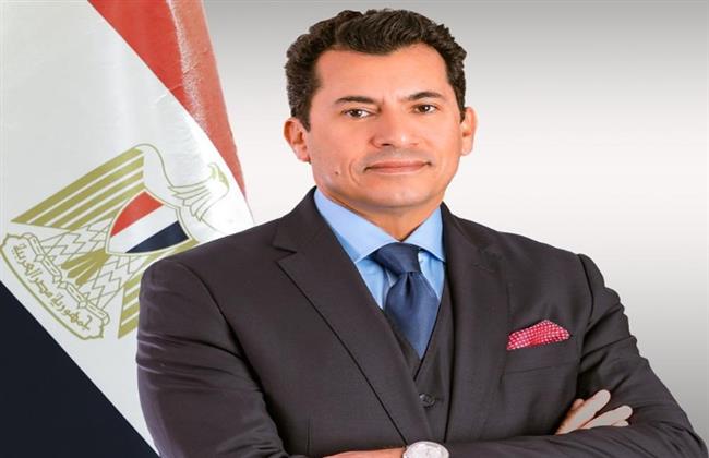 وزير الرياضة يهنئ أبو فندي بفوزه نائبًا لرئيس الاتحاد العربي لألعاب القوى    