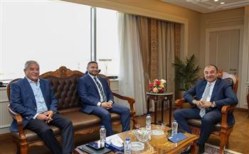 وزير قطاع الأعمال يبحث مع شركة التوكل الكهربائية "جيلا" فرص التعاون المشترك  