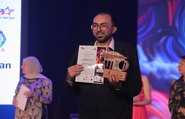 عماد علواني أفضل مخرج لأفضل عرض «الجريمة والعقاب» بمهرجان الفضاءات المسرحية المتعددة للدورة الأولى