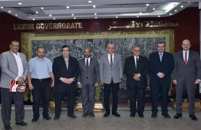 محافظ الأقصر يستقبل وفد مكتبة الإسكندرية