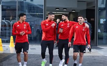 تعرف على موعد تحرك حافلة الأهلي إلى استاد لوفتوس لمواجهة صن داونز في دوري الأبطال