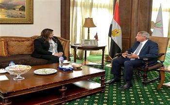 مباحثات مكثفة استعدادًا لموسم الحج 1446 هـ لتوعية المواطنين وضمان موسم ناجح وآمن