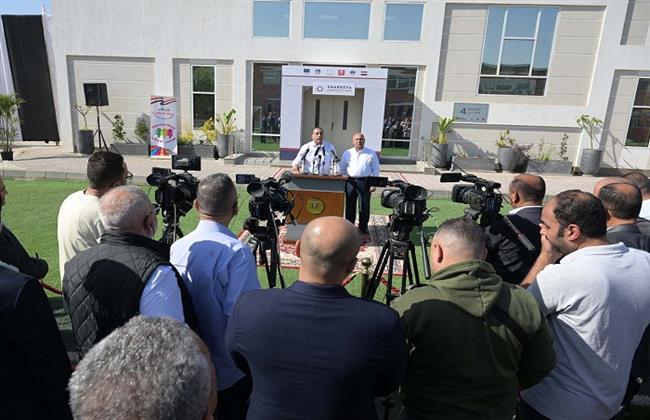 مدبولي: الجولات الميدانية كشفت عن نهضة صناعية كبيرة وتفاؤل واسع بالمستقبل    
