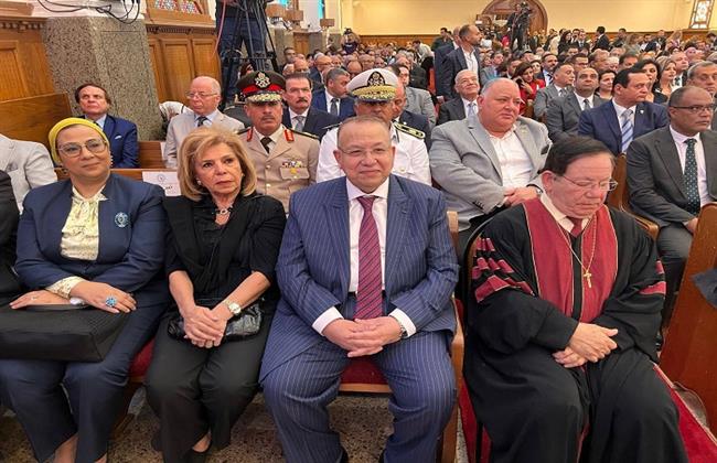 نقيب الأشراف يشارك الطائفة الإنجيليّة الاحتفالات بعيد القيامة المجيد  