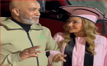 "الكل كان بيحبك".. ليلى علوي تنعى الفنان الراحل سليمان عيد