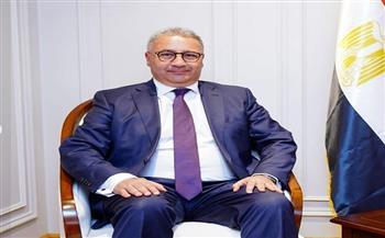 سفير مصر ببكين يؤكد رغبة الجانب المصري في جذب المزيد من الاستثمارات الصينية