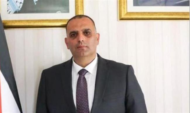 الحكومة الفلسطينية: ننظر بخطورة بالغة لقرار الاحتلال منع وزير شئون القدس من دخول الضفة