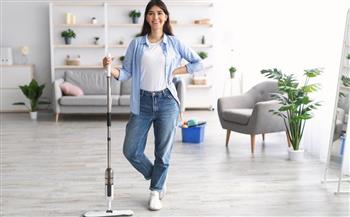 لربات البيوت.. 4 طرق طبيعية تضمن لكِ أرضيات لامعة ونظيفة  