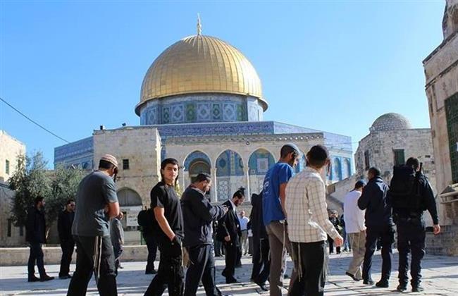 عشرات المستوطنين يقتحمون الأقصى بقيادة المتطرف "يهودا غليك"