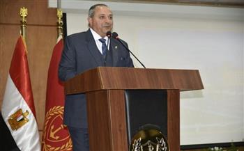محافظ بورسعيد يوجه برفع كفاءة الحدائق والشواطئ والحفاظ علي مستوى النظافة العامة خلال احتفالات شم النسيم 