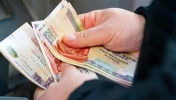 «المالية» تبدأ صرف مرتبات أبريل لـ4.5 مليون موظف بالدولة عبر ماكينات الصراف