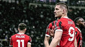 ميلان يضرب الإنتر بالثلاثة ويتأهل لنهائي كأس إيطاليا 