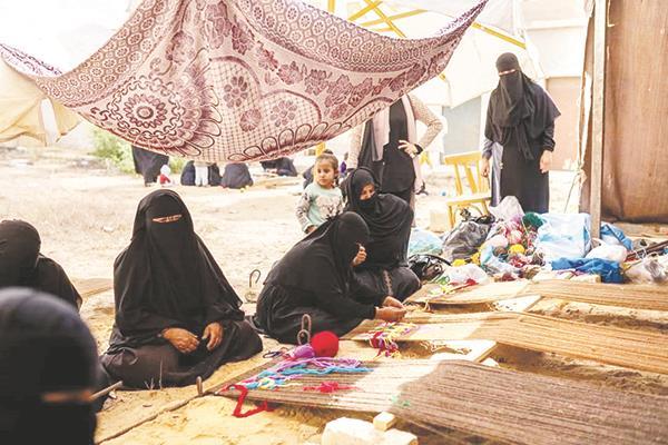 في الذكرى 43 لتحرير سيناء.. حملات ومبادرات رئاسية لدعم المرأة السيناوية