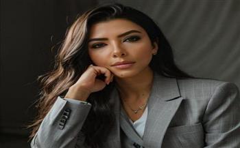 فيروز أركان تروّج لأغنيتها الوطنية "أنا سينا.. أنا حرة ولو هيحاولوا 100 مرة" احتفاءً بذكرى 25 أبريل