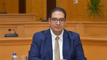   لتعزيز روح العمل الجماعى ومواكبة التطورات العلمية والإدارية  «جامعة القاهرة» تُجدد دماء كلياتها ومراكزها الب