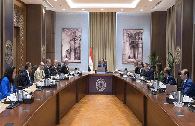رئيس الوزراء يستعرض التحديات التي تواجه الجامعة العُمالية والمسارات المقترحة لتطويرها