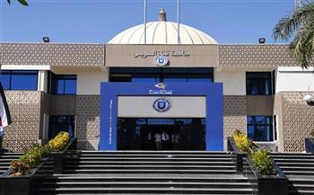 جامعة قناة السويس تبحث الاستعدادات النهائية لامتحانات الفصل الدراسي الثاني
