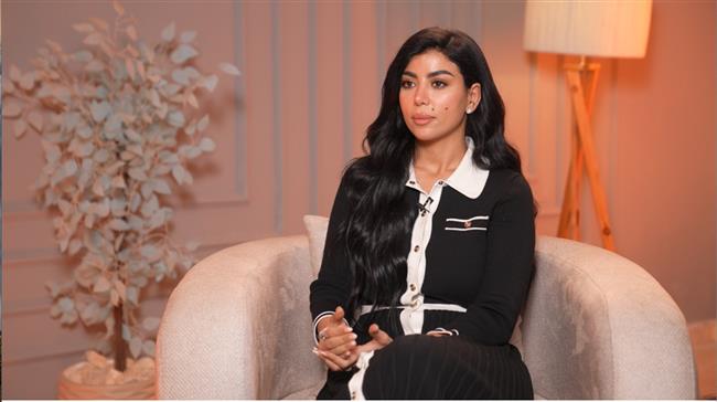 كارولين عزمي تكشف كواليس مشاجرتها مع فنانة داخل اللوكيشن: أهانت مساعدتها أمامي  